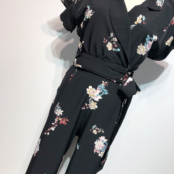 Casual Γυναικεία ολόσωμη φόρμα με κλασικό κολάρο και λωτού μανίκι