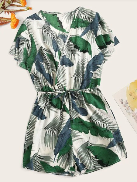 Salopeta de dama moderna cu decolteu in V si dreapta