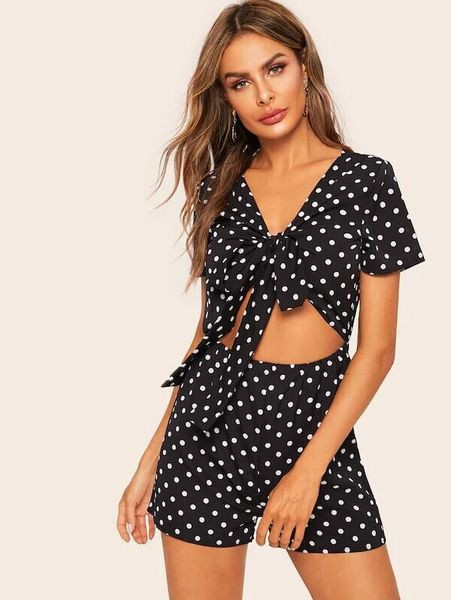 Γυναικεία ολόσωμη φόρμα πουά με κοντό μανίκι