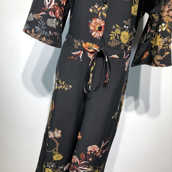 Καθημερινή γυναικεία ολόσωμη φόρμα 3/4 μανικιών και κορδόνια στη μέση