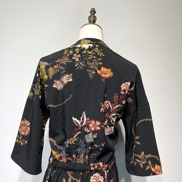 Καθημερινή γυναικεία ολόσωμη φόρμα 3/4 μανικιών και κορδόνια στη μέση