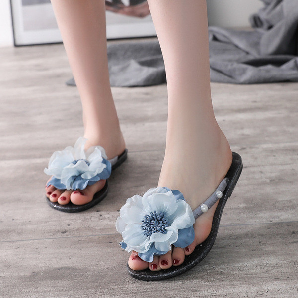 Papuci de damă cu element de flori 3D în trei culori