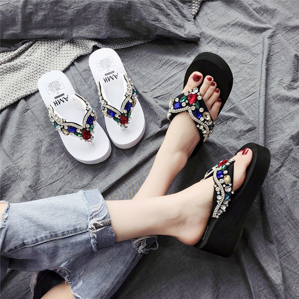 Papuci de dama cu platforma cu pietre colorate