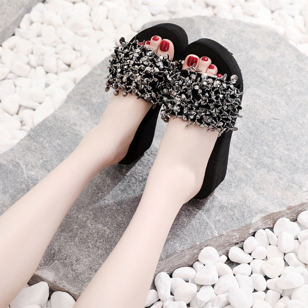 Papuci de dama moderni cu platforma cu paiete