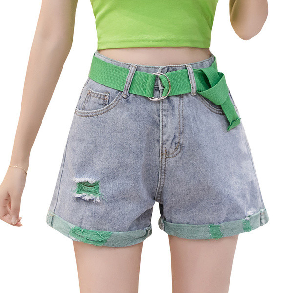 Blugi scurti de dama cu talie inalta si curea colorata