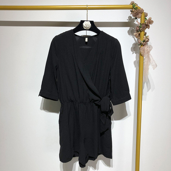 Salopeta de dama neagra cu elastic si legaturi in talie