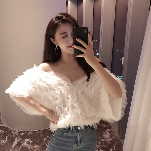 Bluză de damă actuală cu decolteu în V în culoarea albă