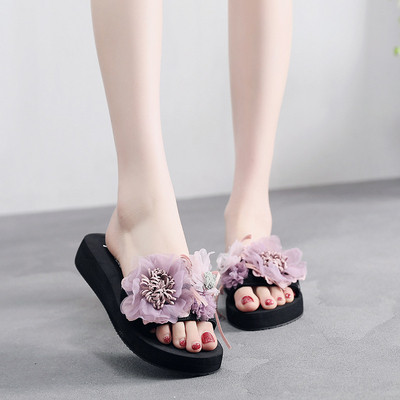 Papuci de dama decorati cu flori in mai multe culori