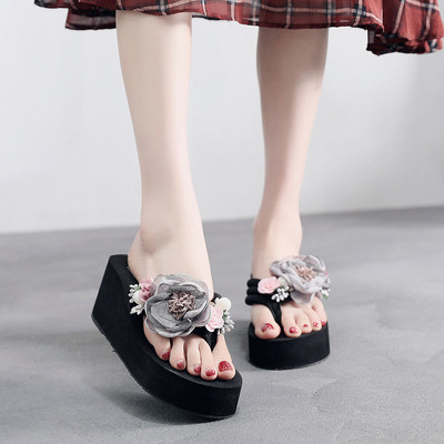 Papuci de damă cu platformă cu flori element 3D