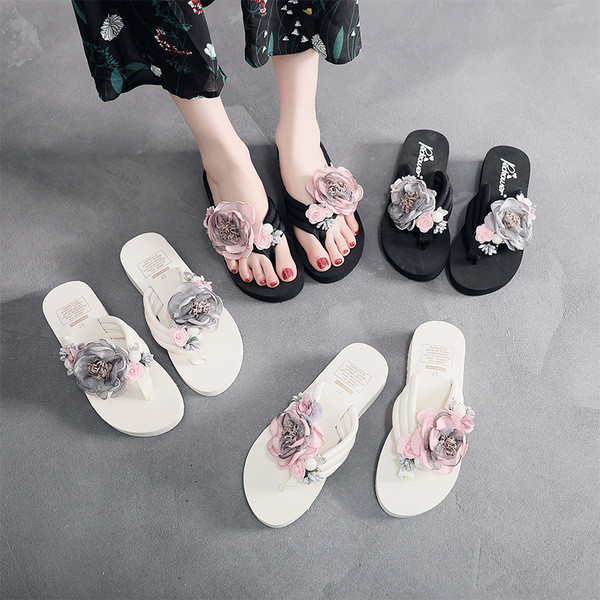 Papuci de damă cu platformă cu flori element 3D