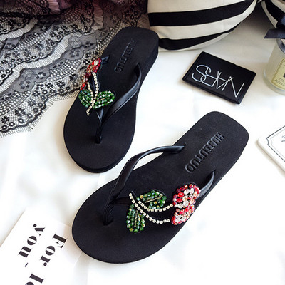 Papuci de damă cu platformă peste degete cu pietre colorate