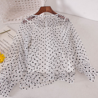 Bluză de damă elegantă cu puncte în trei culori