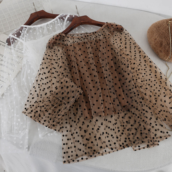Bluză de damă elegantă cu puncte în trei culori