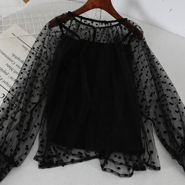 Bluză de damă elegantă cu puncte în trei culori