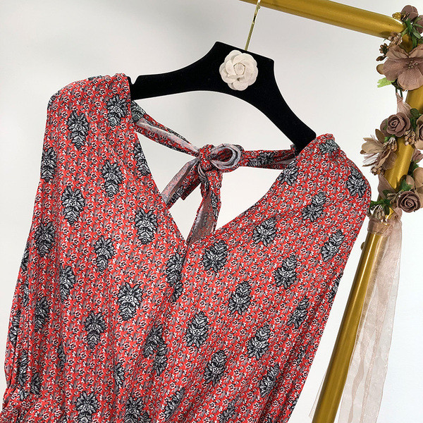 Salopeta casual fara maneci si cravate in talie