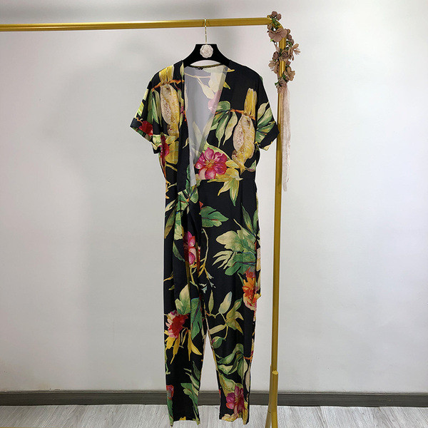 Salopetă casual cu mâneci scurte și legături în talie