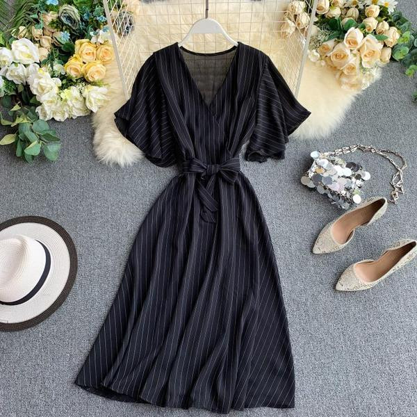 Rochie de dama in dungi cu decolteu in V in patru culori