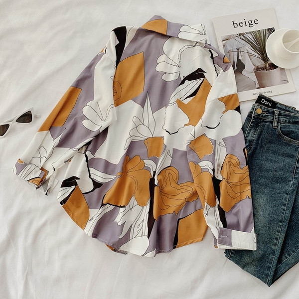 Cămașă modernă de damă cu guler în două culori