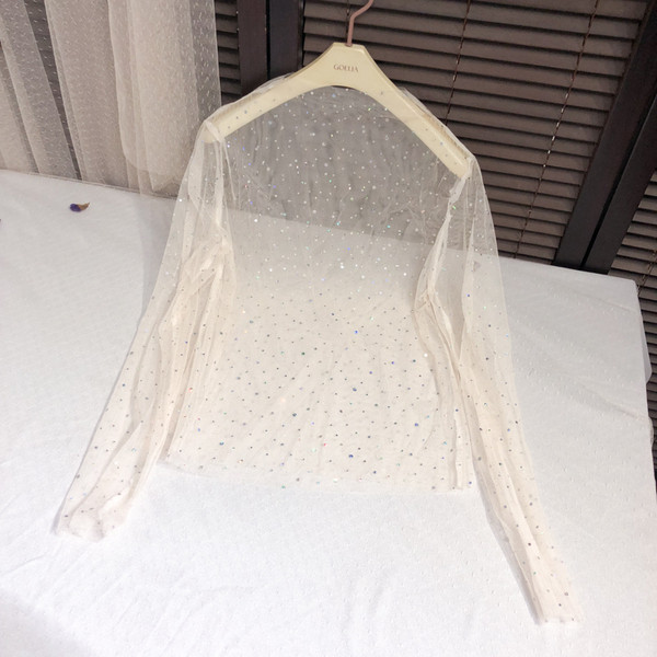 Bluză de damă modernă în trei culori cu mâneci lungi