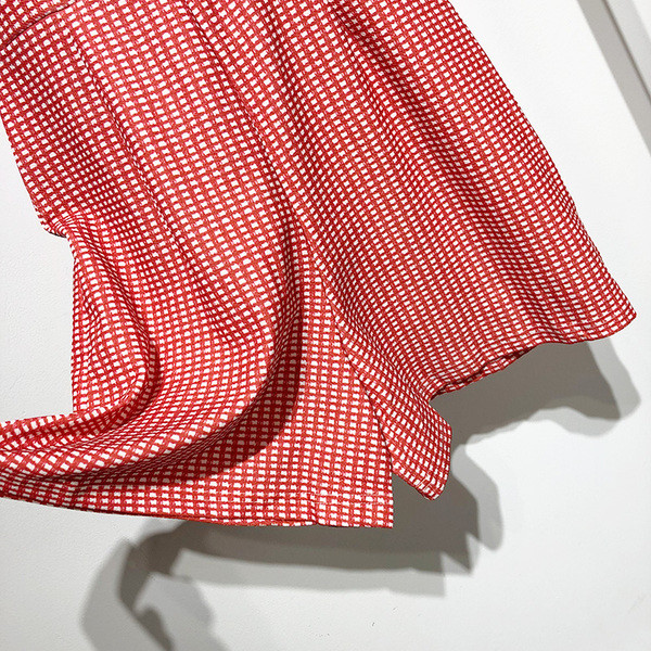 Salopeta dama in carouri cu bretele subtiri