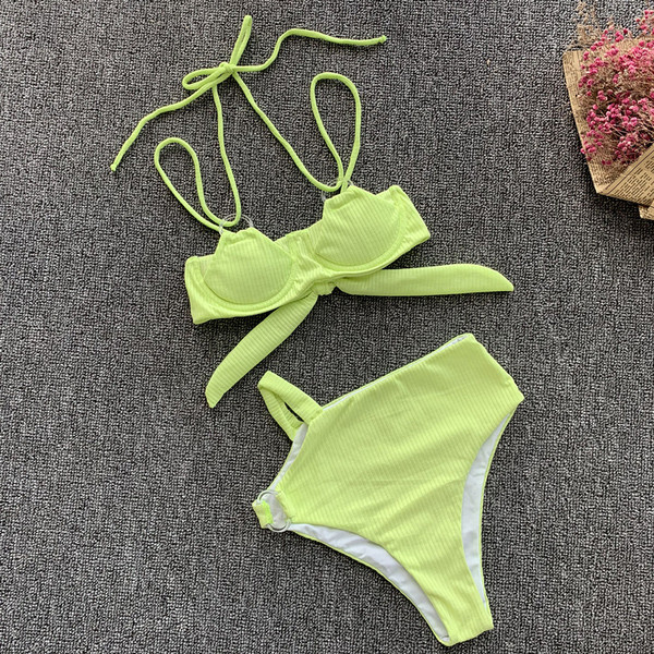 Costum de baie modern din două piese cu pantaloni cu talie înaltă în galben și roz