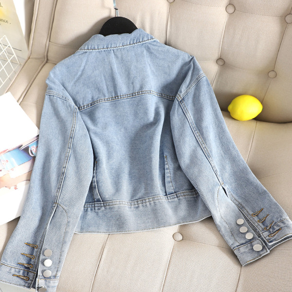 Jachetă casual de damă din denim de culoare deschisă