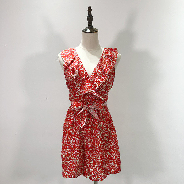 Salopetă cu decolteu în V cu model floral