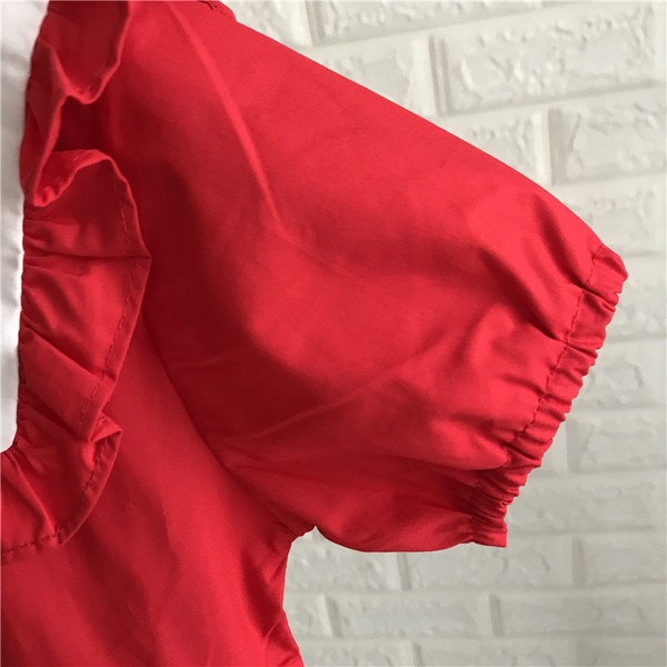 Rochie moderna pentru copii cu nasturi pentru fete in rosu