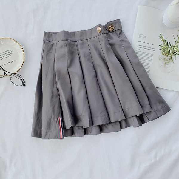 Fusta scurta plisata de dama in trei culori