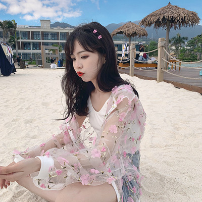 Hanorac de dama modern in trei culori cu model floral