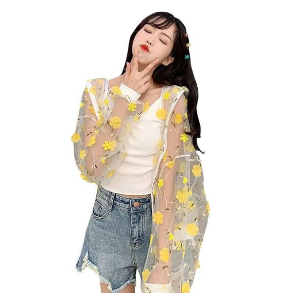 Hanorac de dama modern in trei culori cu model floral