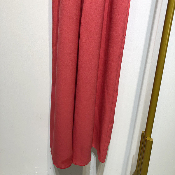 Salopetă lungă cu decolteu pătrat