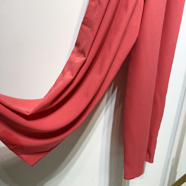 Salopetă lungă cu decolteu pătrat