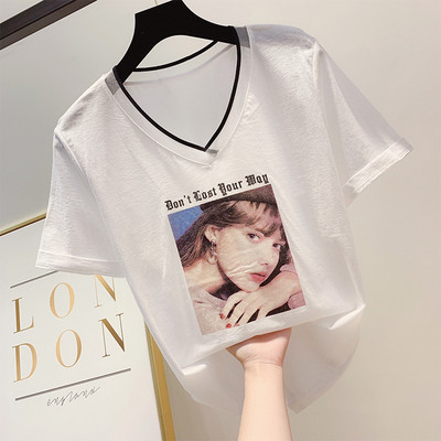 Tricou de dama modern cu maneca scurta si aplicatie