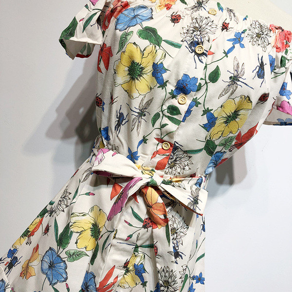 Salopeta scurta de dama cu umerii goi