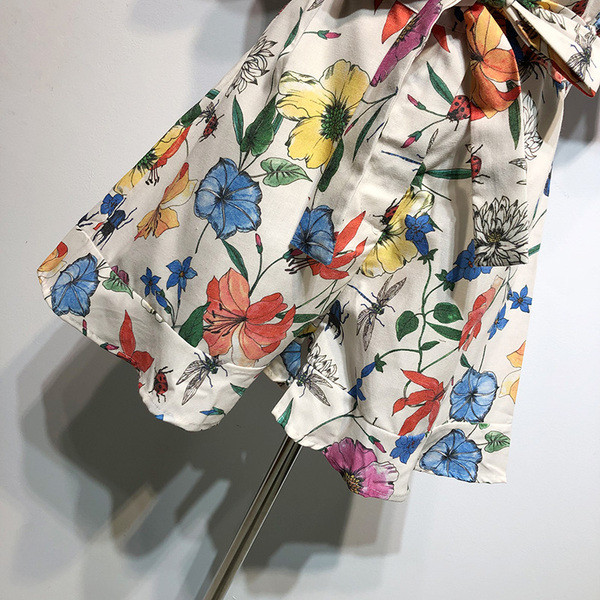 Salopeta scurta de dama cu umerii goi