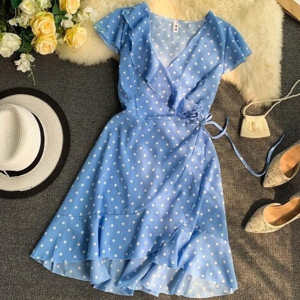 Rochie de dama moderna cu buline in mai multe culori