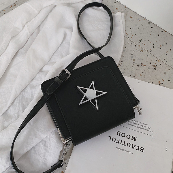 Geanta de dama moderna cu decor metalic in patru culori