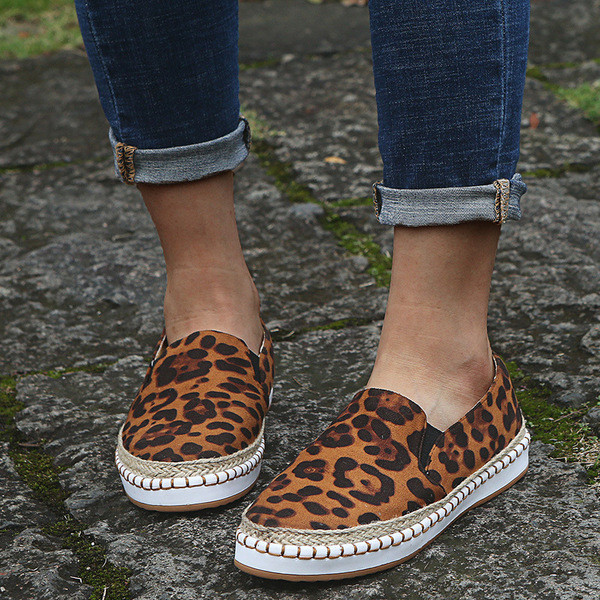 Pantofi moderni de dama casual cu talpa plate in trei culori