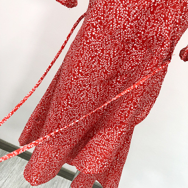 Rochie de dama cu decolteu in V si maneci scurte lotus