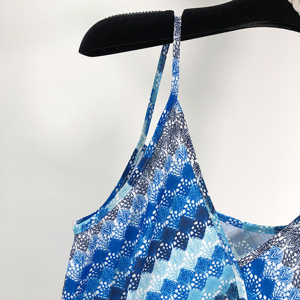 Rochie lunga de dama in dungi cu bretele subtiri