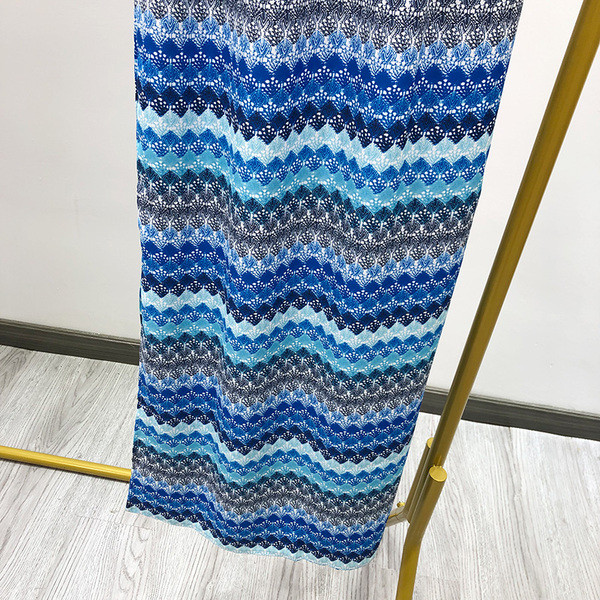 Rochie lunga de dama in dungi cu bretele subtiri