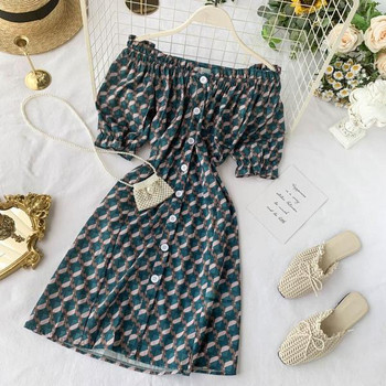 Rochie de dama cu umerii goi si nasturi