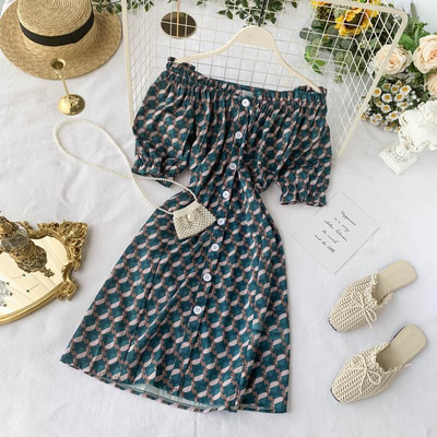 Rochie de dama cu umerii goi si nasturi