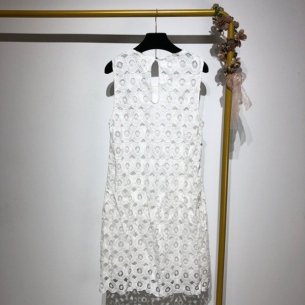 Rochie de dama din dantela cu buzunare si culoare alba