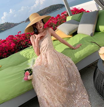 Rochie lunga de dama eleganta cu paiete si spate gol de culoare deschisa