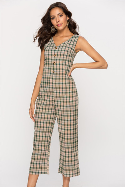 Salopeta de dama in carouri cu nasturi si decolteu in V