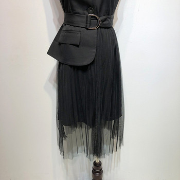 Rochie modernă cu guler clasic și tul negru