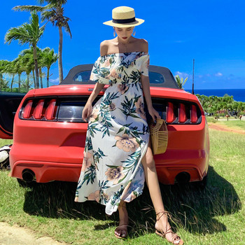 Rochie moderna de dama lunga in alb cu motive florale