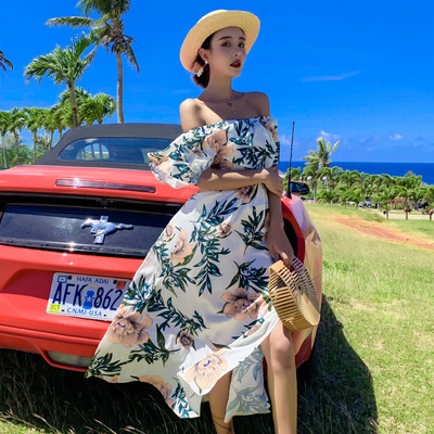 Rochie moderna de dama lunga in alb cu motive florale